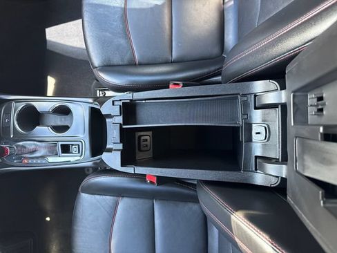 Used 2022 Chevrolet Equinox RS w/ RS Leather Package AWD/4WD image 30