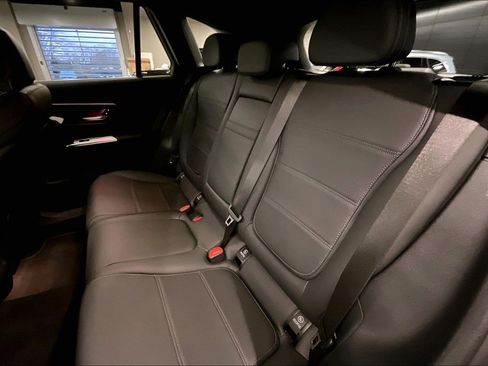 Certified 2024 Mercedes-Benz GLC 300 4MATIC image 18