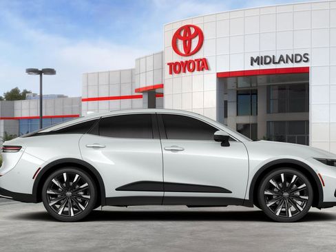 New 2026 Toyota Crown Platinum AWD/4WD image 36