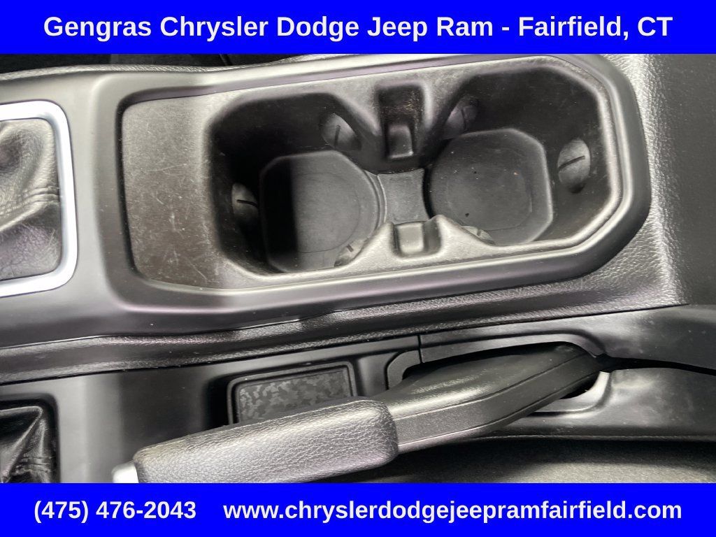 Used 2023 Jeep Wrangler Unlimited w/ Sun & Screen Package AWD/4WD image 53