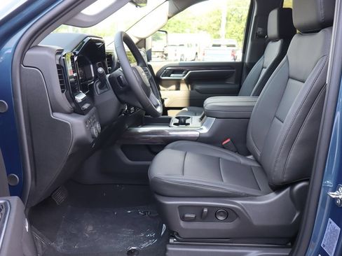 New 2026 Chevrolet Silverado 3500 LTZ w/ LTZ Plus Package AWD/4WD image 5