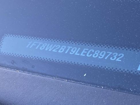 Used 2020 Ford F250 Lariat w/ Lariat Ultimate Package image 12