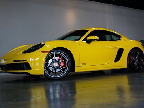 Used 2019 Porsche 718 Cayman RWD image 74