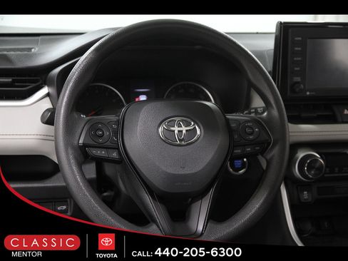 Used 2021 Toyota RAV4 XLE w/ Convenience Package AWD/4WD image 7