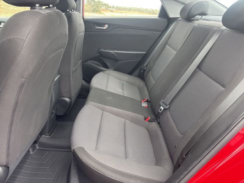 Used 2020 Hyundai Accent SEL image 11