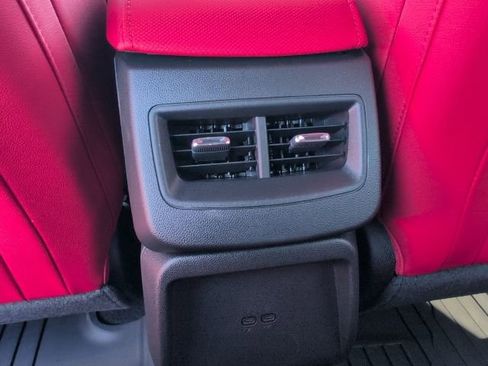 New 2026 Chevrolet Equinox EV RS image 6