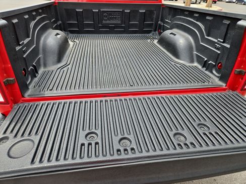 Used 2019 RAM 1500 Big Horn RWD image 30