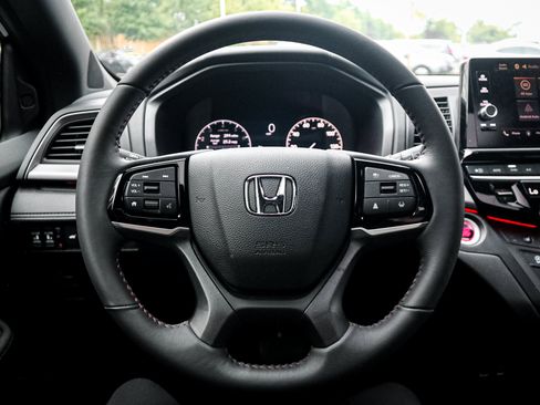 Used 2026 Honda Odyssey Sport-L image 6