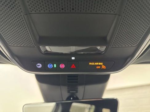 New 2026 Chevrolet Traverse High Country image 23