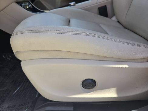 Used 2018 Mercedes-Benz GLA 250 4MATIC image 25