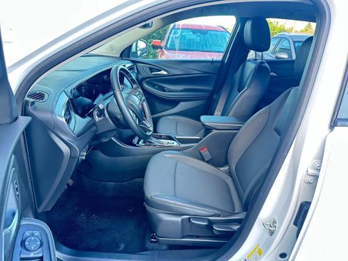 Used 2025 Buick Encore GX Preferred image 27