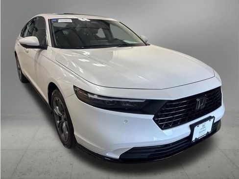 Certified 2024 Honda Accord EX-L image 8