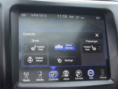 Used 2015 Jeep Cherokee Limited image 32