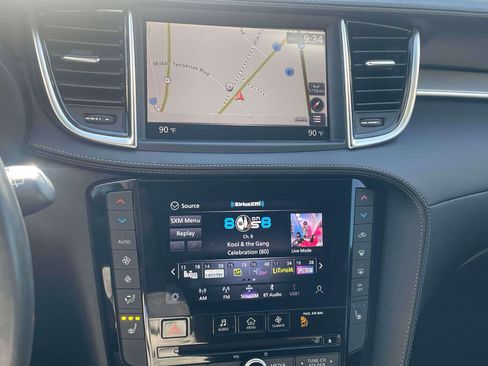 Used 2021 INFINITI QX50 Essential w/ Convenience Package image 9