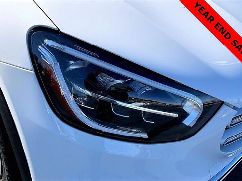 Used 2020 Mercedes-Benz GLC 300 4MATIC image 29