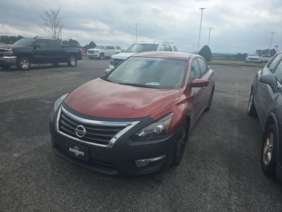 Used 2015 Nissan Altima 2.5 S w/ Sport Value Package