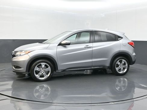 Certified 2017 Honda HR-V EX image 10