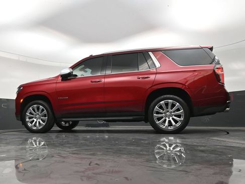 Used 2021 Chevrolet Tahoe Premier w/ Premium Package RWD image 21