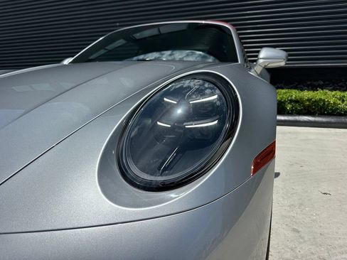 Certified 2025 Porsche 911 Carrera 4 GTS AWD/4WD image 9