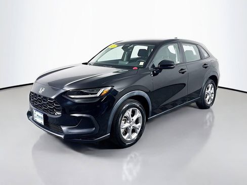 Certified 2023 Honda HR-V LX image 3