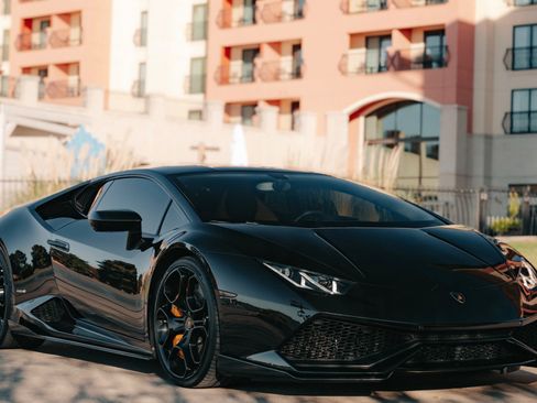 Used 2016 Lamborghini Huracan LP 610-4 AWD/4WD image 14