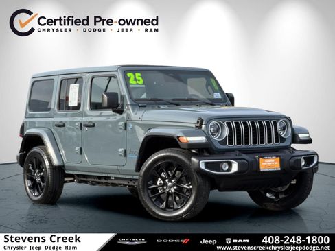 Certified 2025 Jeep Wrangler Unlimited Sahara w/ Safety Group AWD/4WD image 1