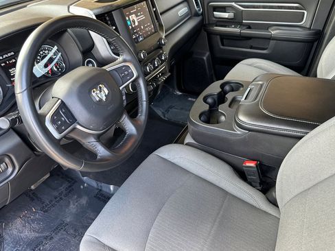 Used 2024 RAM 2500 Big Horn AWD/4WD image 10