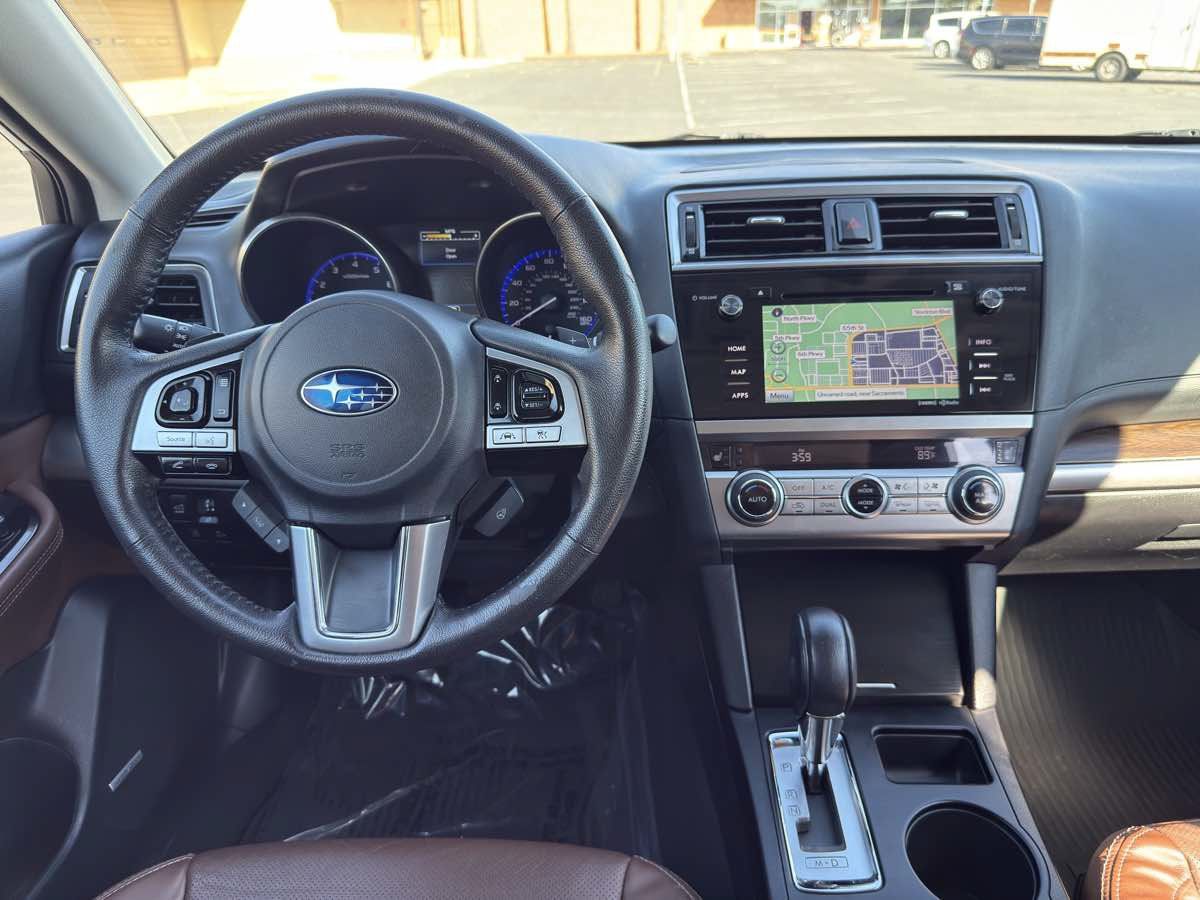 Used 2017 Subaru Outback 3.6R Touring w/ Popular Package #5A AWD/4WD image 17