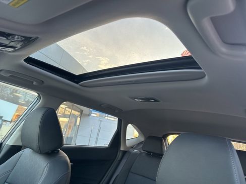 Used 2024 Kia Seltos EX image 12