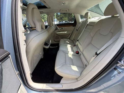 Used 2017 Volvo S90 T6 Inscription w/ Vision Package AWD/4WD image 37