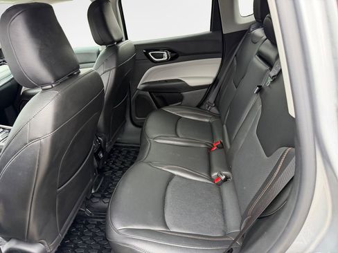 Used 2022 Jeep Compass Limited AWD/4WD image 24
