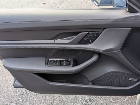 New 2026 Porsche Taycan GTS AWD/4WD image 23