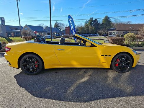 Used 2011 Maserati GranTurismo Convertible image 7