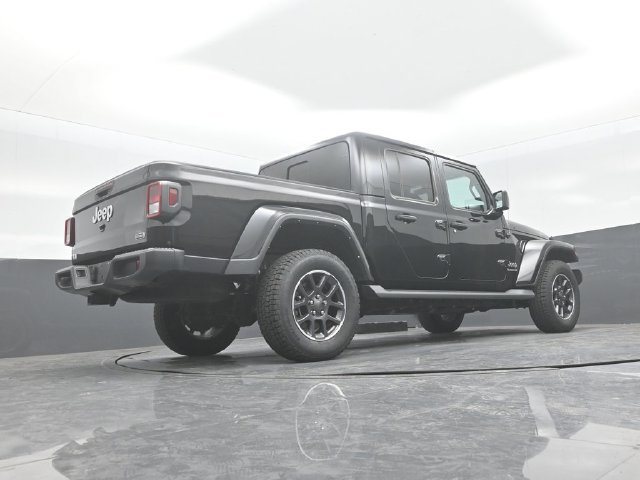 Used 2022 Jeep Gladiator Overland w/ Popular Equipment Package AWD/4WD image 21