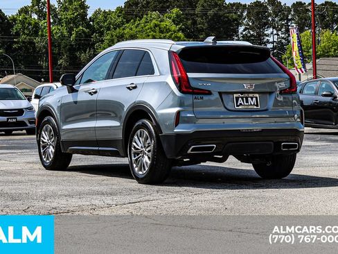 Used 2025 Cadillac XT4 Premium Luxury FWD image 6