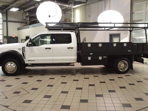 Used 2024 Ford F550 4x4 Crew Cab Super Duty w/ XLT Value Package image 3