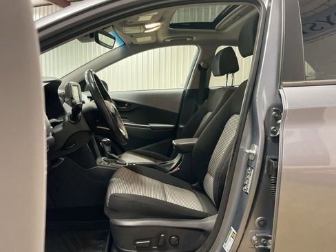 Used 2021 Hyundai Kona SEL Plus FWD image 15