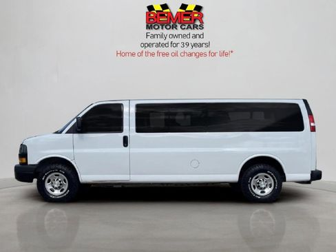 Used 2020 Chevrolet Express 3500 LS image 2
