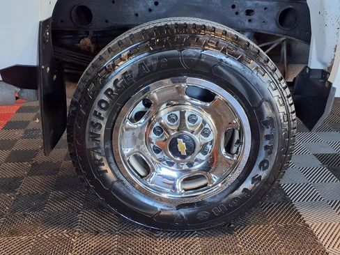 Used 2018 Chevrolet Silverado 2500 W/T w/ WT Fleet Convenience Package AWD/4WD image 8