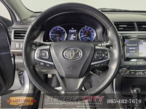 Used 2016 Toyota Camry XLE image 15