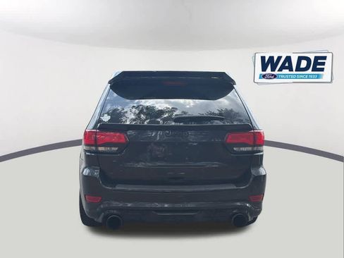 Used 2015 Jeep Grand Cherokee SRT w/ Luxury Group II AWD/4WD image 6