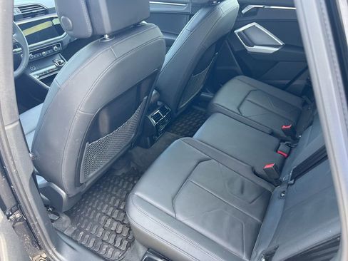 Used 2025 Audi Q3 2.0T Premium w/ Convenience Package AWD/4WD image 62