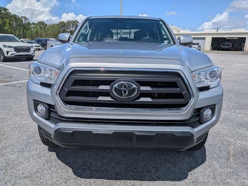 Used 2022 Toyota Tacoma SR5 AWD/4WD image 9