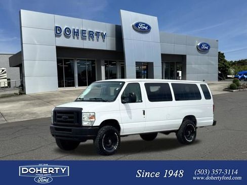 Used 2014 Ford E-350 and Econoline 350 XLT RWD image 1