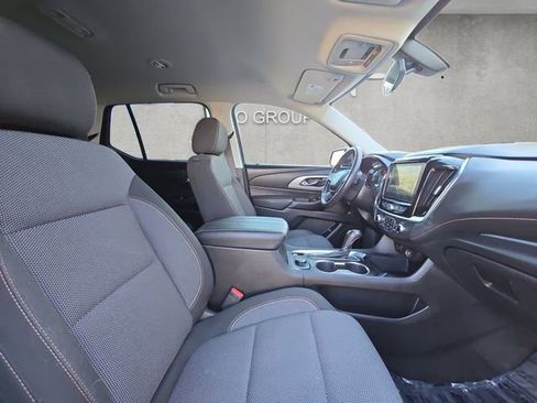 Used 2019 Chevrolet Traverse LT image 24