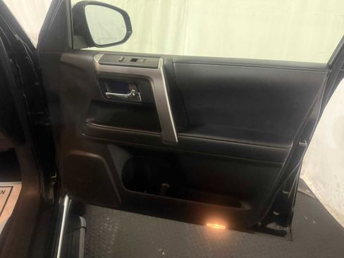 Used 2023 Toyota 4Runner Limited image 29