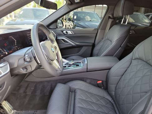 Certified 2025 BMW X6 M60i AWD/4WD image 17