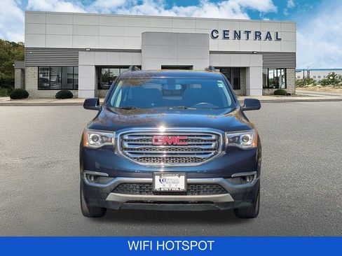 Used 2017 GMC Acadia SLT image 2