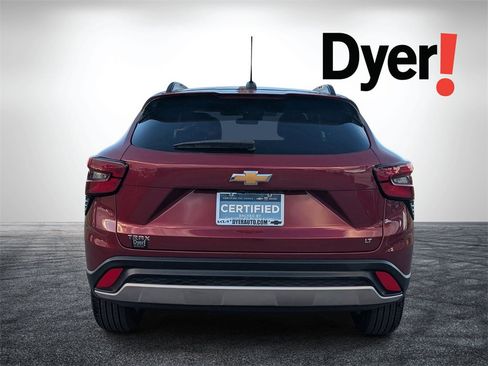 Certified 2025 Chevrolet Trax LT image 5
