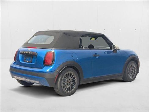 Used 2025 MINI Cooper S image 2